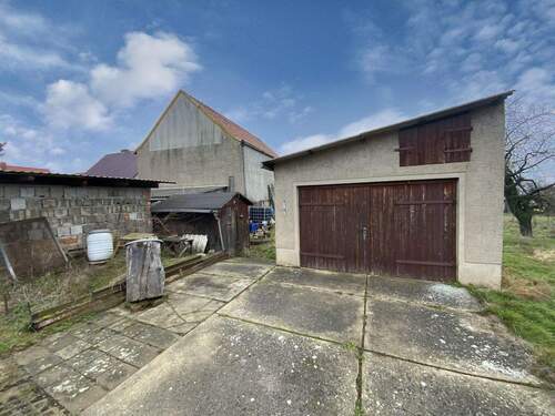 Nebengelass/Garage - 