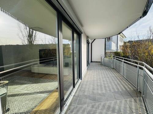 Großer Balkon1 - 2 Zimmer Etagenwohnung in Pforzheim