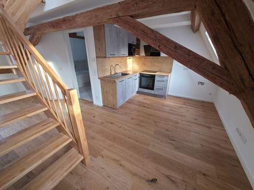 20251216_143503.jpg - Galerie 2-Raum Wohnung, Einbauküche, Stellplatz