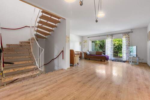 Wohn-Essbereich - 4 Zimmer Reihenmittelhaus in Baden-Baden