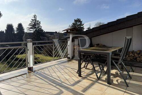 Terrasse - Exklusive Etagenwohnung mit Dachterrasse, Kamin und gehobener Ausstattung