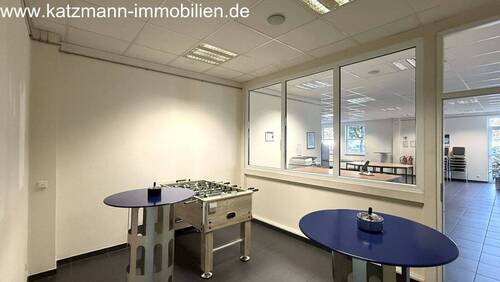 EG rechts - Aufenthalt Mitarbeiter - 