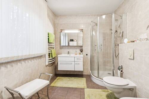 Badezimmer im Erdgeschoss - 
