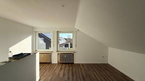 Helle Dachgeschosswohnung - 2 Zimmer Etagenwohnung in Fürstenau