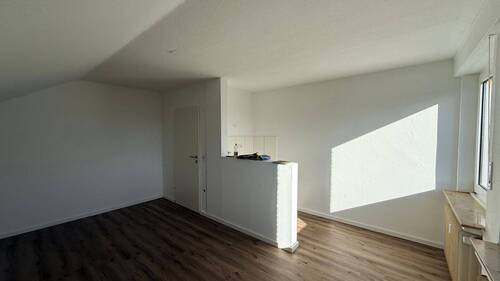 Helle Dachgeschosswohnung - Etagenwohnung mit 34,00 m&sup2; in Fürstenau zur Miete
