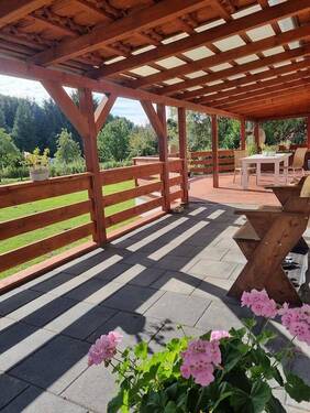 Überdachte Terrasse - Zwischen HH und Berlin - saniertes Bauernhaus - Streuobstwiese und Teich