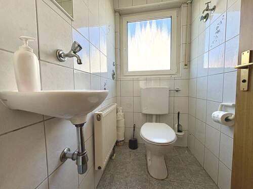 WC - 