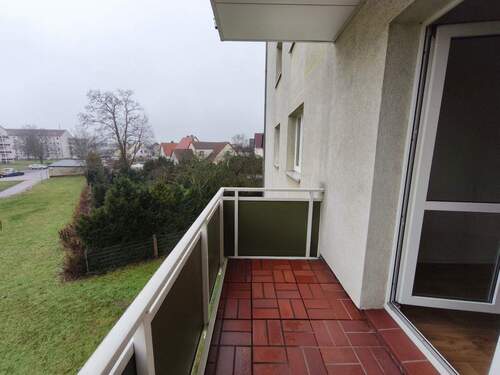 Balkon (Referenz) - 3 Zimmer Etagenwohnung zur Miete in Merseburg