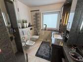 Badezimmer im Erdgeschoss - 