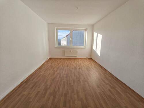 Schlafzimmer (Referenz) - 3 Zimmer Etagenwohnung zur Miete in Lutherstadt Eisleben