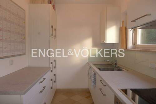 Küche Erdgeschoss - Mehrfamilienhaus, Wohnhaus mit 135,00 m&sup2; in Tübingen zum Kaufen