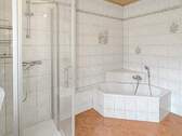 Badezimmer Wohnung EG - 