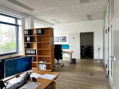 weiteres Büro.JPG - 