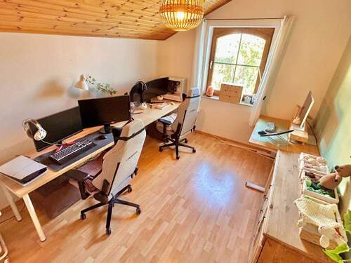 Zimmer - Dachgeschoss - 