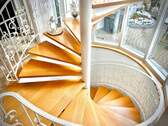 Wendeltreppe vom Keller bis zum Dachgeschoss - 