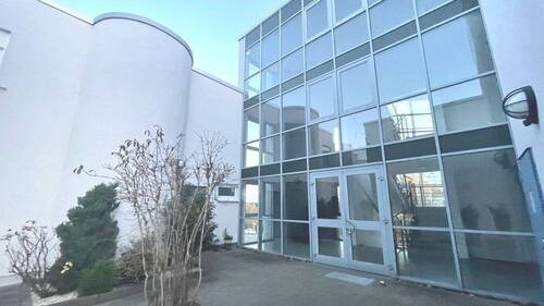 Ausgang - 2 Zimmer Etagenwohnung in Dresden