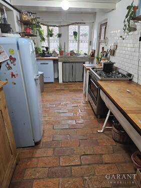 EG: Küche mit Gartenzugang - Bauernhaus, Landhaus mit 220,00 m² in Pliezhausen zum Kaufen
