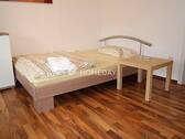 1 OG. Schlafzimmer 3 - 