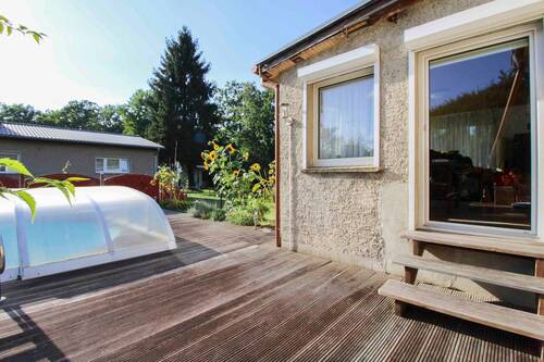 Terrasse mit Pool - 