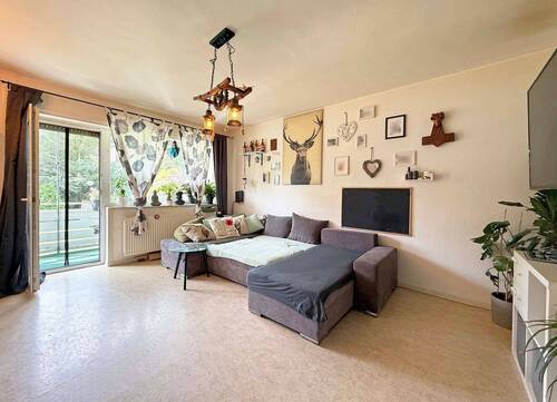 EG - Wohnzimmer - Mehrfamilienhaus, Wohnhaus mit 226,00 m² in Mücke zum Kaufen