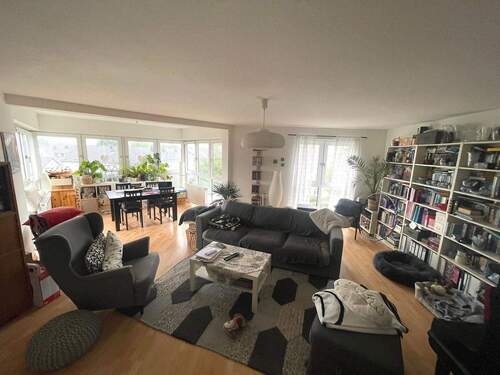 wohnzimmer 3.jpg - 2 Zimmer Etagenwohnung zum Kaufen in Köln