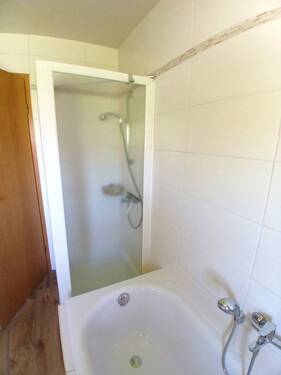 ..... Dusche DG.jpg - 