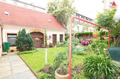 Garten - Stilvolle 5-Raum-Altbauwohnung mit Veranda und Garagenstellplatz - zentral in Annaberg!!