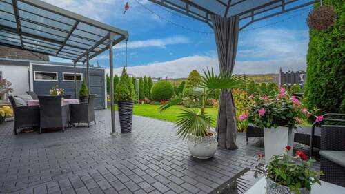 Terrasse Haus Immenrode - Modernes Einfamilienhaus: bezugsfertig, effizient und mit herrlichem Garten