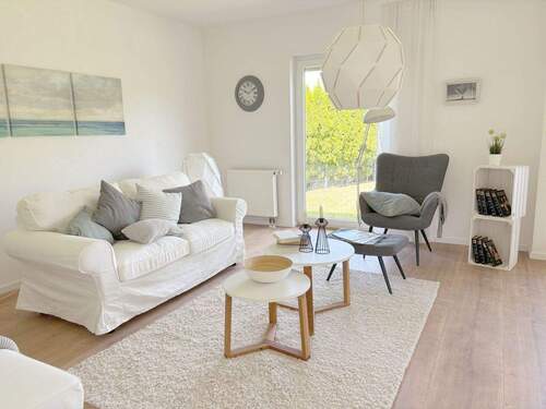 Wohnzimmer EG - 8 Zimmer Einfamilienhaus zum Kaufen in Osburg