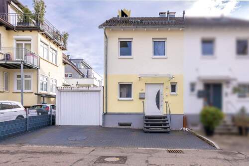 Aussen_DSC7574 - Lichtdurchflutete Doppelhaushälfte mit Garten, Balkon und Garage