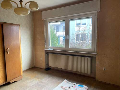 Erdgeschoss: Büro - 9 Zimmer Mehrfamilienhaus, Wohnhaus in Neustadt an der Aisch