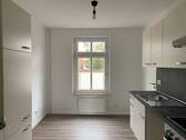 Moderne Küche mit Fenster - 