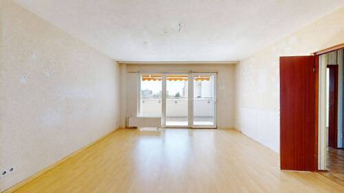 Wohnbereich - 3 Zimmer Etagenwohnung zum Kaufen in Frankfurt am Main