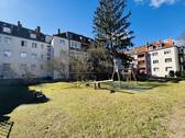 Hof - Bezugsfreies Wohnungspaket! Hochparterre- + Souterrainwohnung! *Teilweise Sanierungsbedürftig*