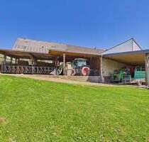 RENOVIERTER BAUERNHOF AUF 45 AR! IDEAL FÜR TIERFREUNDE & HOBBYSCHRAUBER! - Freudenburg