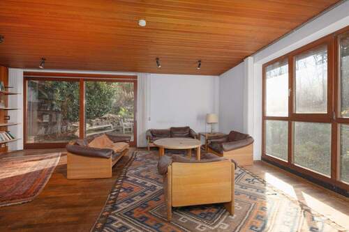 Wohnzimmer EG - 8 Zimmer Einfamilienhaus in Karlsbad / Auerbach