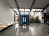 Foyer - 