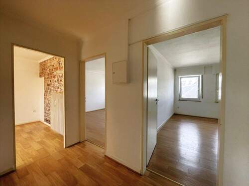 Diele - 3 Zimmer Etagenwohnung in Hofheim