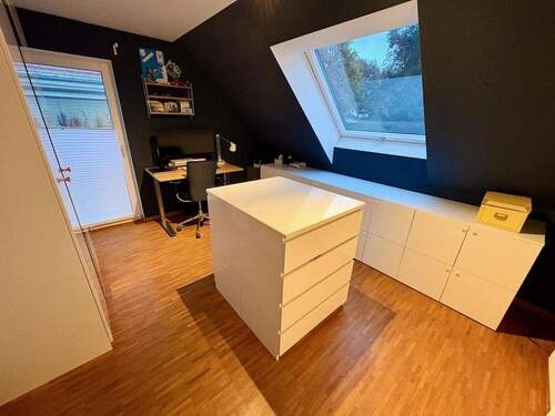 DG Gast / Büro - Etagenwohnung mit 141,00 m² in Pfaffenhofen a.d.Ilm zum Kaufen