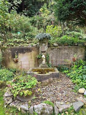 Wiehre-Günterstal: Garten für 4 sich einige Käufer - 