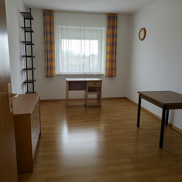 Zimmer - 4 Zimmer Reihenmittelhaus zum Kaufen in Jestetten