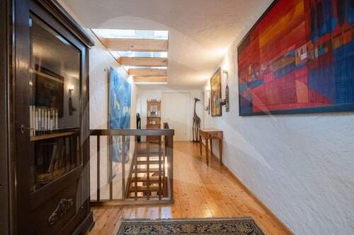 Flur OG - 6 Zimmer Mehrfamilienhaus, Wohnhaus zum Kaufen in Röhrnbach