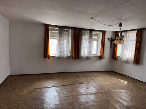 Wohnen OG - Bauernhaus, Landhaus mit 100,00 m&sup2; in Haigerloch zum Kaufen