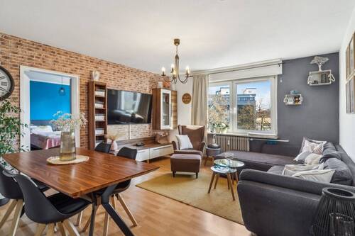 Wohnzimmer - Attraktive Investitionsmöglichkeit - kompakte 3-Zimmerwohnung
