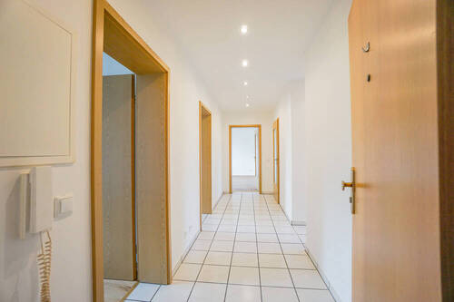 Eingangsbereich - 4 Zimmer Etagenwohnung in Rednitzhembach
