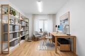 HELLES ARBEITSZIMMER - 