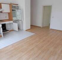 ** Großzügige 2-Zimmer mit Südbalkon, Wanne und Einbauküche in ruhiger Lage zum Toppreis!!!*** - Chemnitz Sonnenberg