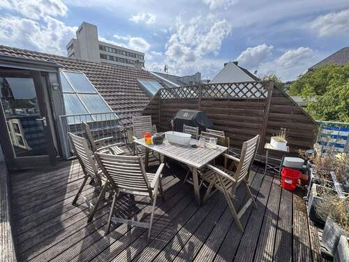 Dachterrasse - 4 Zimmer Etagenwohnung in Mönchengladbach
