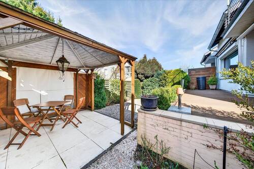 Terrasse mit Überdachung - 