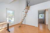Wendeltreppe im Zimmer 3 DG - 